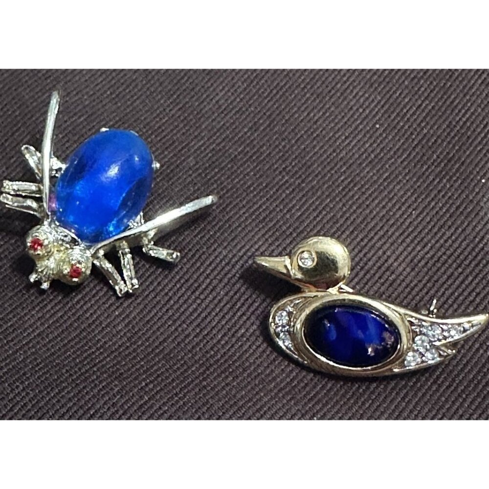 Vintage Brooch Lot of 2 Duck Bee Blue Rhinestone Goldtone Figural